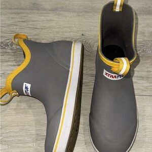 Xtratuf Kids Gray and Yellow Boots